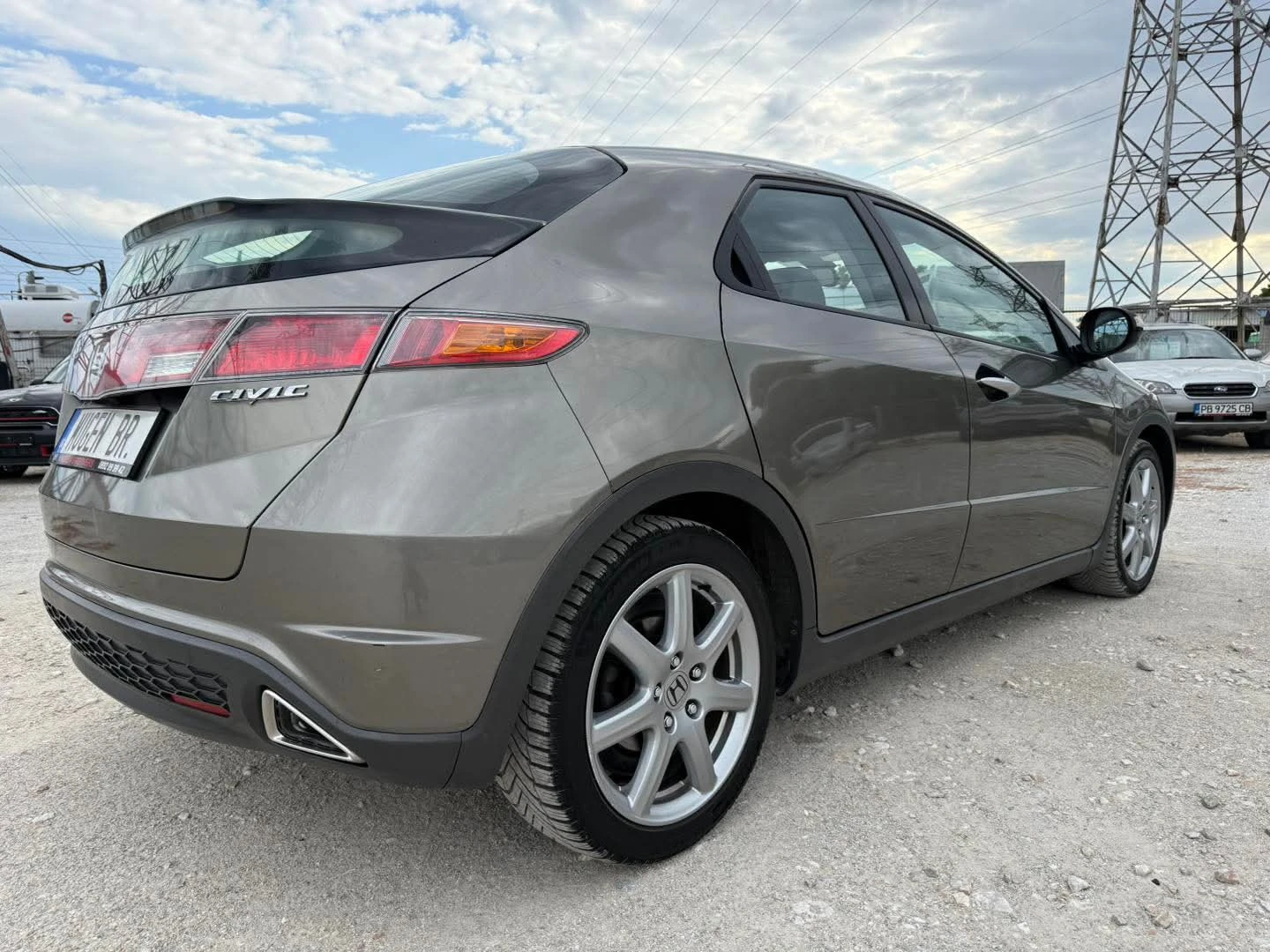 Honda Civic 1.8 i-VTEC - изображение 6