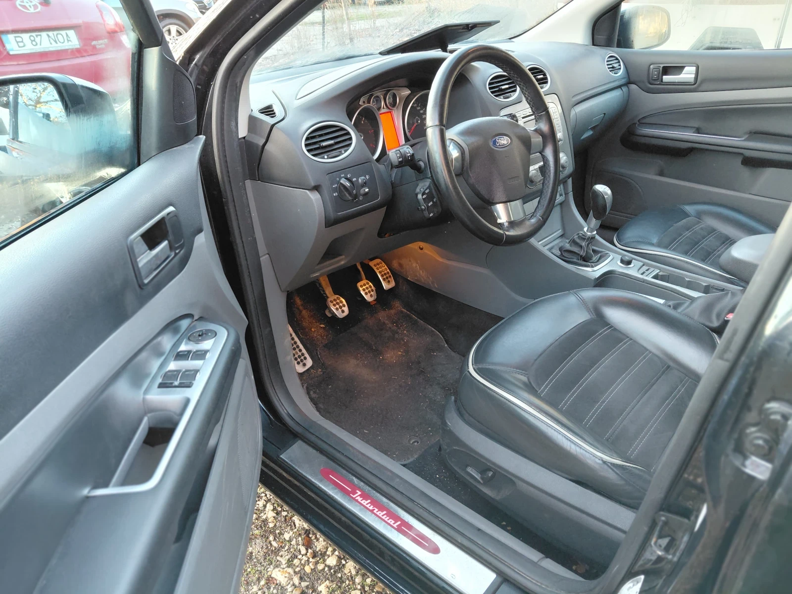 Ford Focus 2.0 TDI-136.6.INDIVIDOAL | Mobile.bg   13