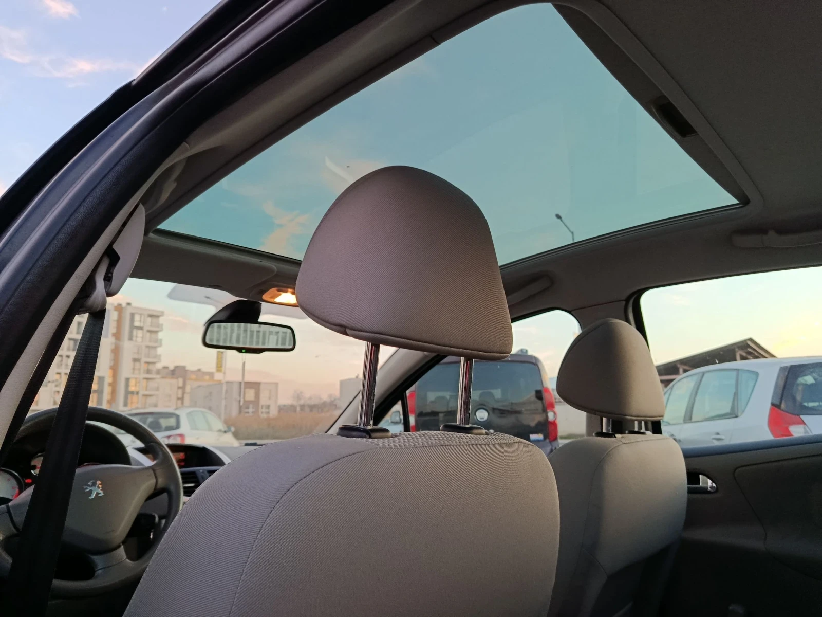 Peugeot 207 1.4 ������ ���� �������� 2010� | Mobile.bg � ����������� 15