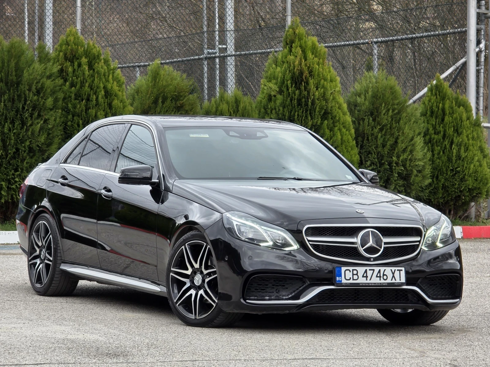 Mercedes-Benz E 350 AMG/// НА ПРУЖИНИ, снимка 3 - Автомобили и джипове - 53907052