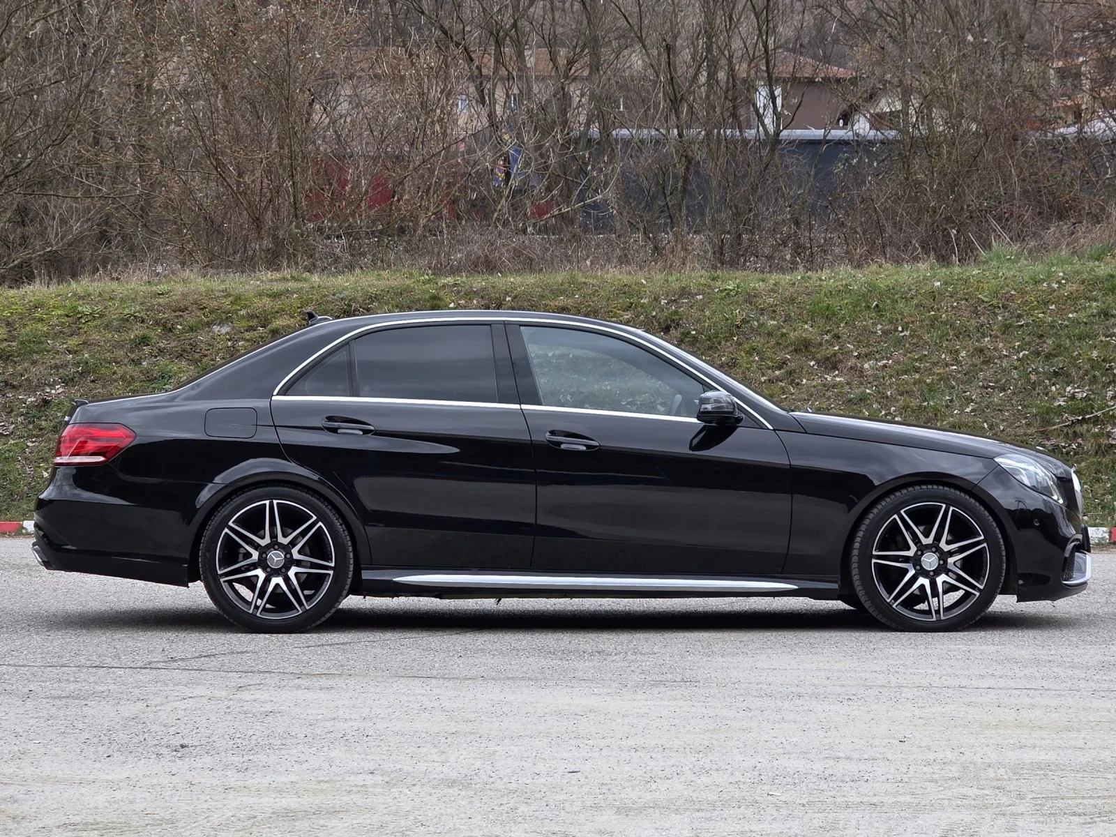 Mercedes-Benz E 350 AMG/// НА ПРУЖИНИ, снимка 8 - Автомобили и джипове - 53907052