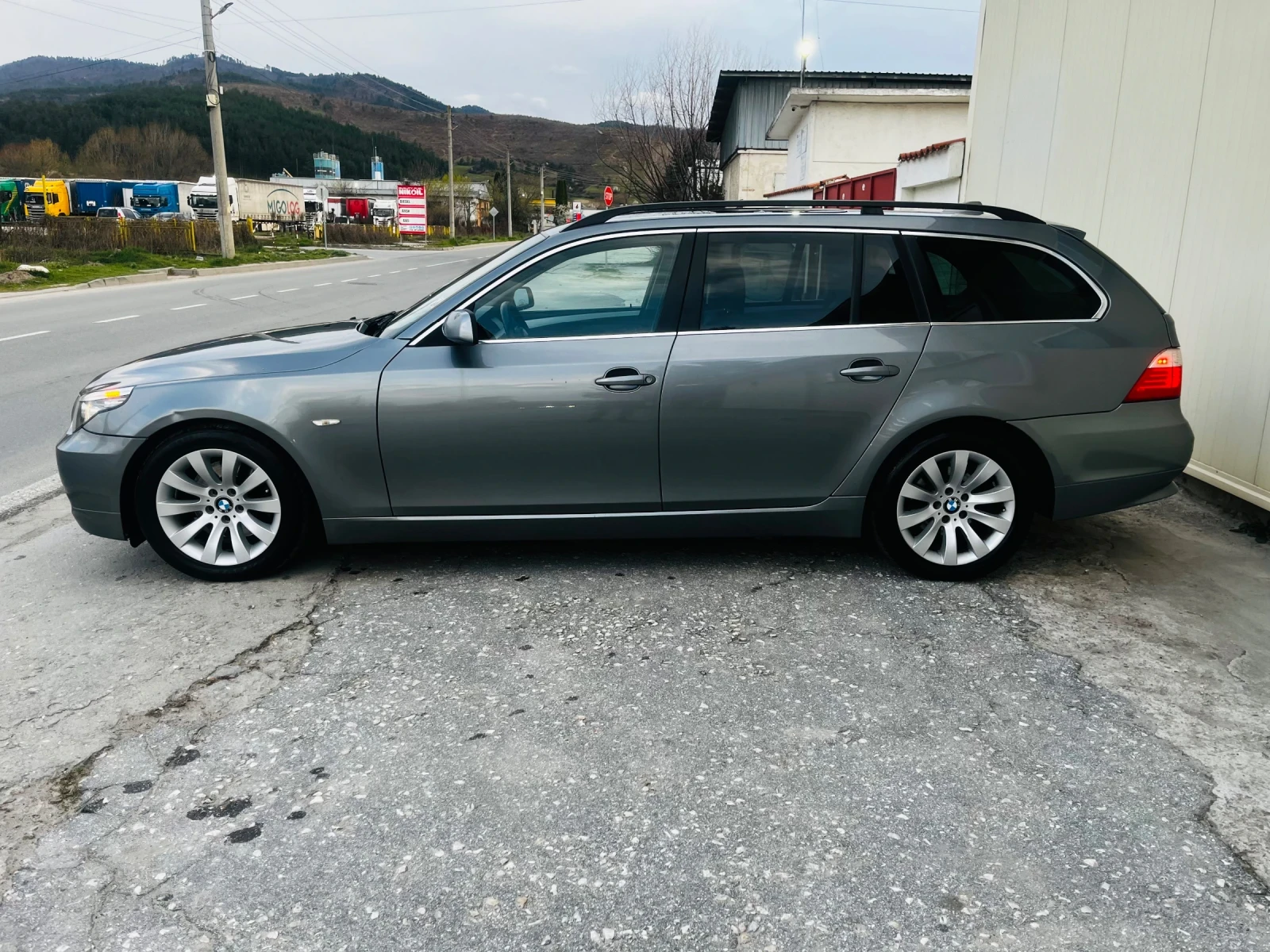 BMW 530 530D 235, снимка 2 - Автомобили и джипове - 54175014