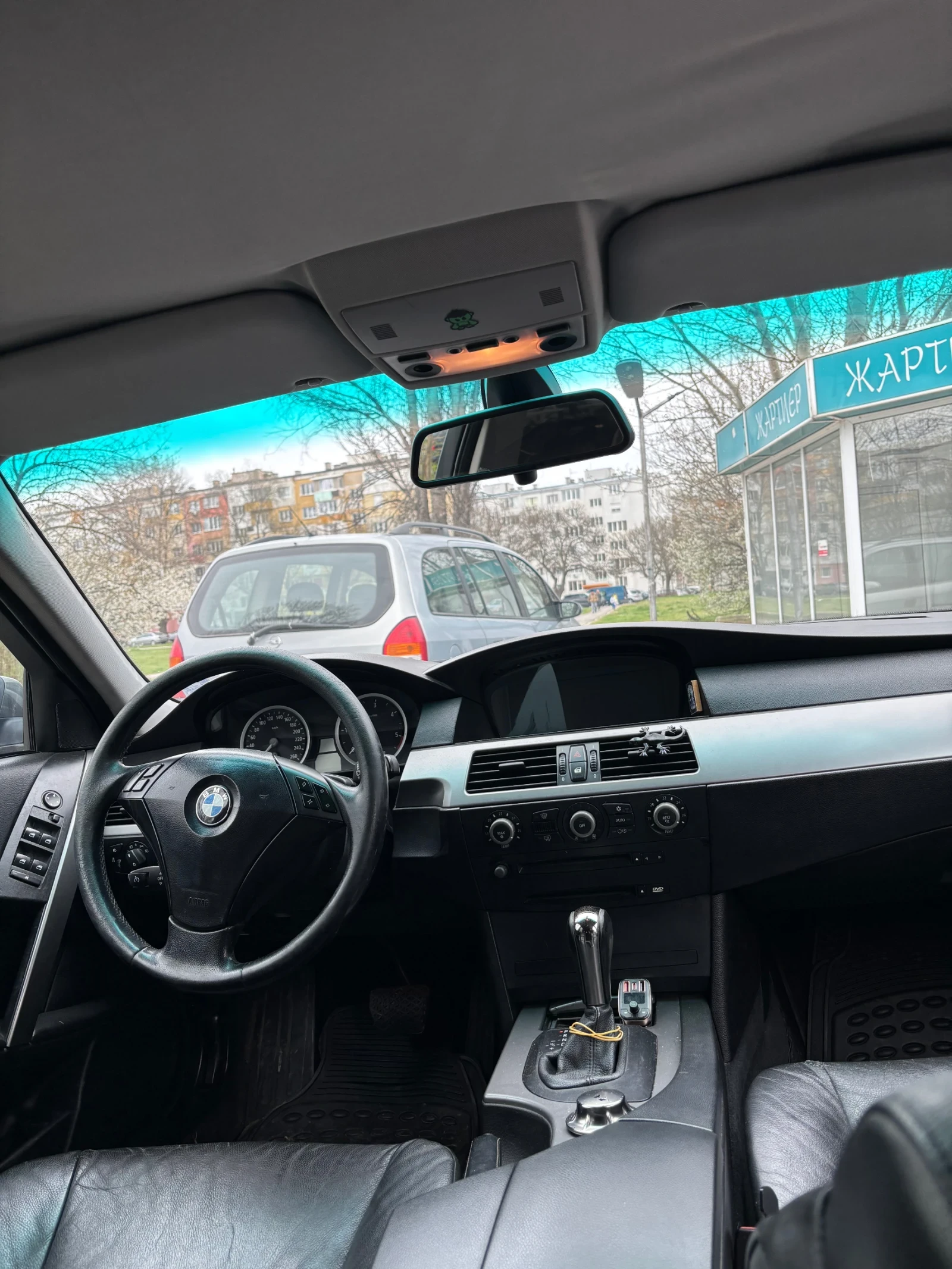 BMW 525, снимка 8 - Автомобили и джипове - 54182630