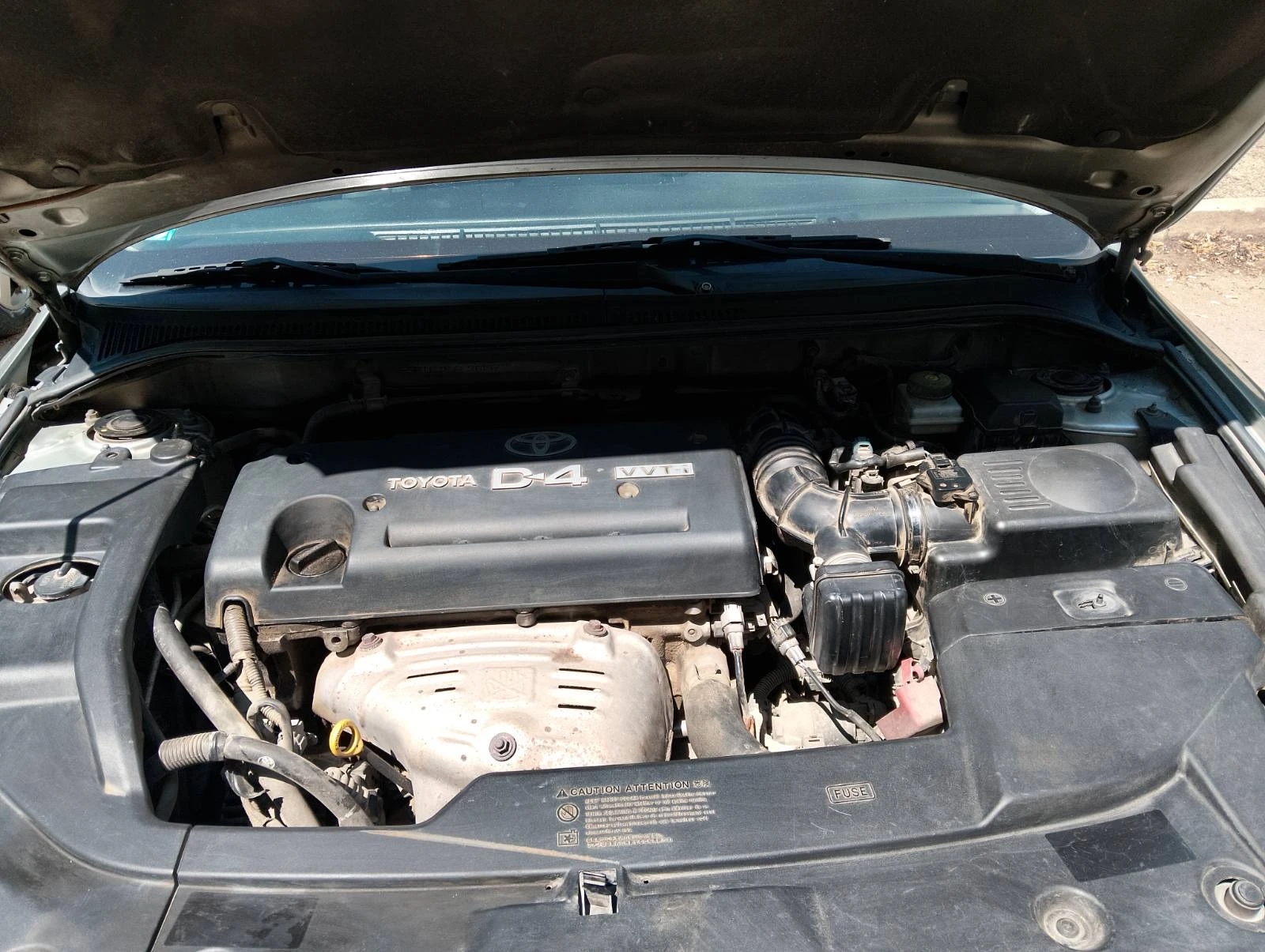 Toyota Avensis T25, снимка 7 - Автомобили и джипове - 54358152