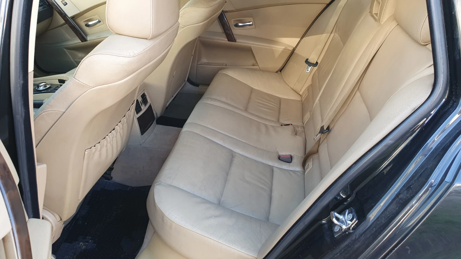 BMW 530 230кс ST2 Автоматик, снимка 12 - Автомобили и джипове - 54398609