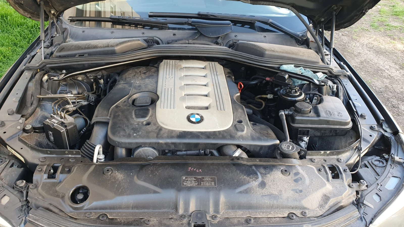 BMW 530 230кс ST2 Автоматик, снимка 15 - Автомобили и джипове - 54398609