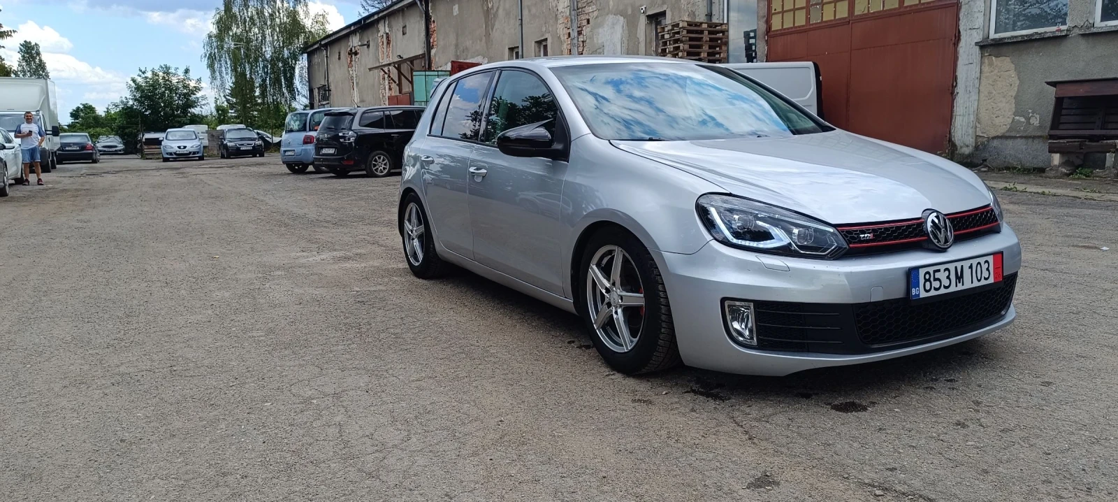 VW Golf 1.6TDI , снимка 8 - Автомобили и джипове - 54792579
