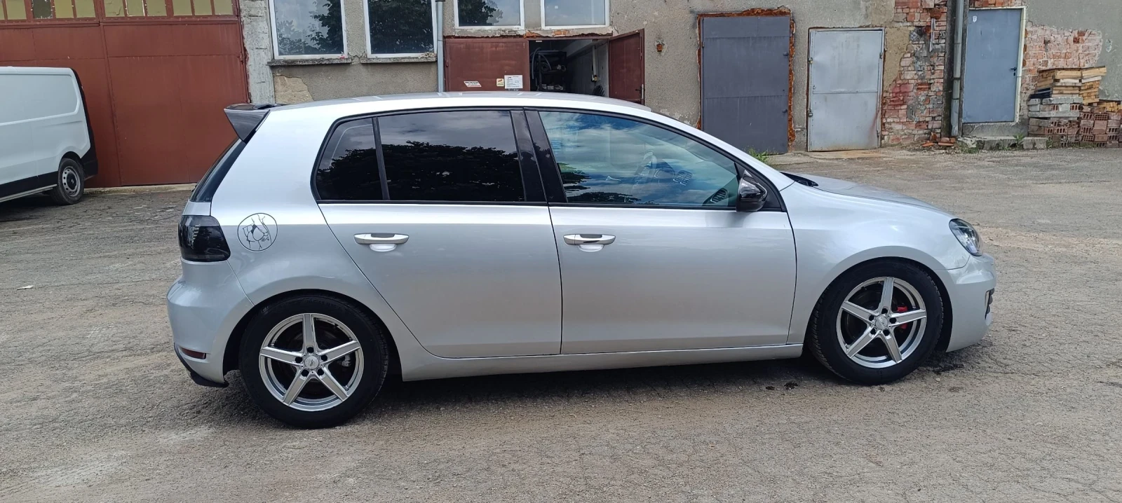 VW Golf 1.6TDI , снимка 7 - Автомобили и джипове - 54792579