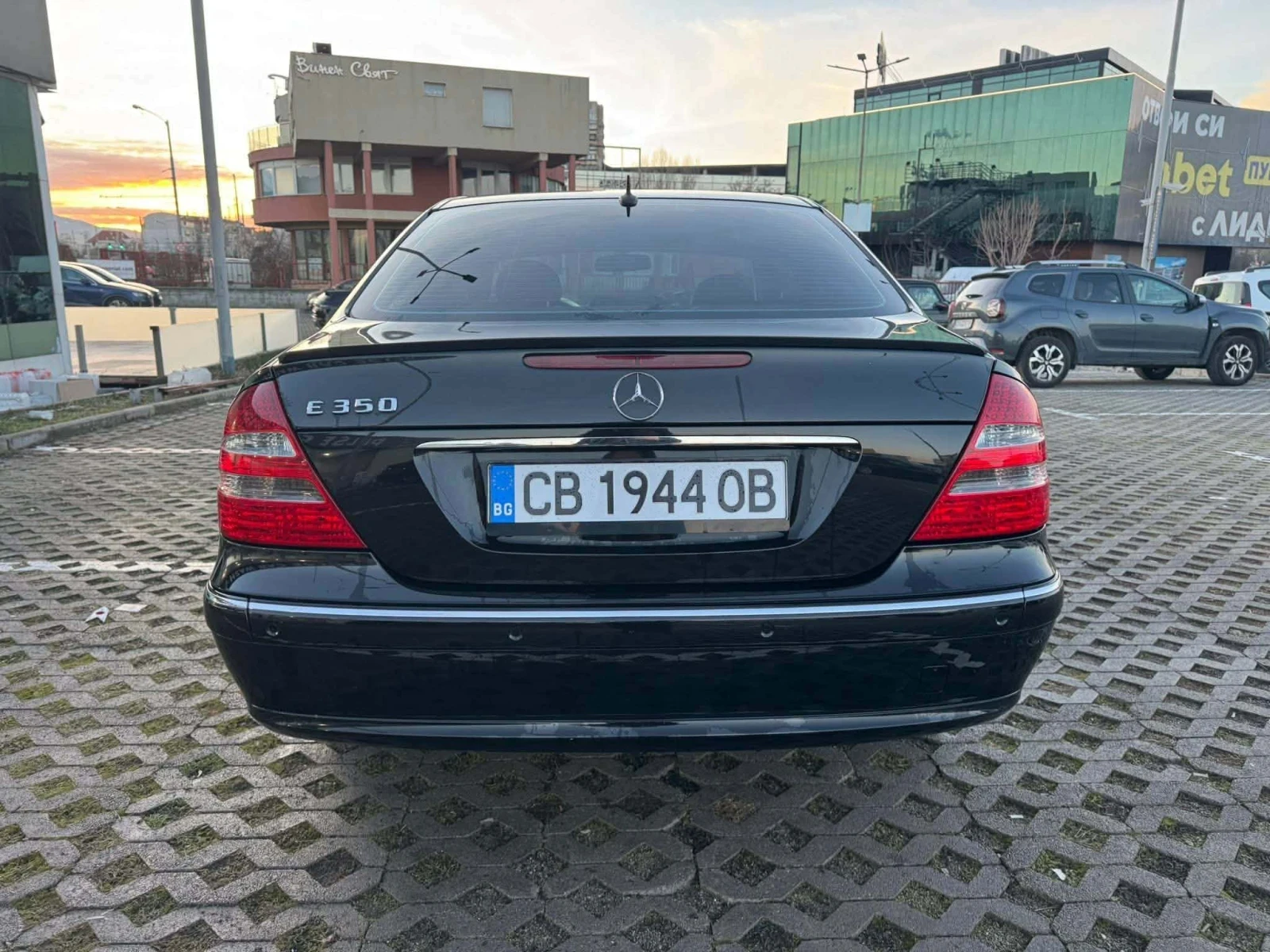 Mercedes-Benz E 350, снимка 4 - Автомобили и джипове - 54804239