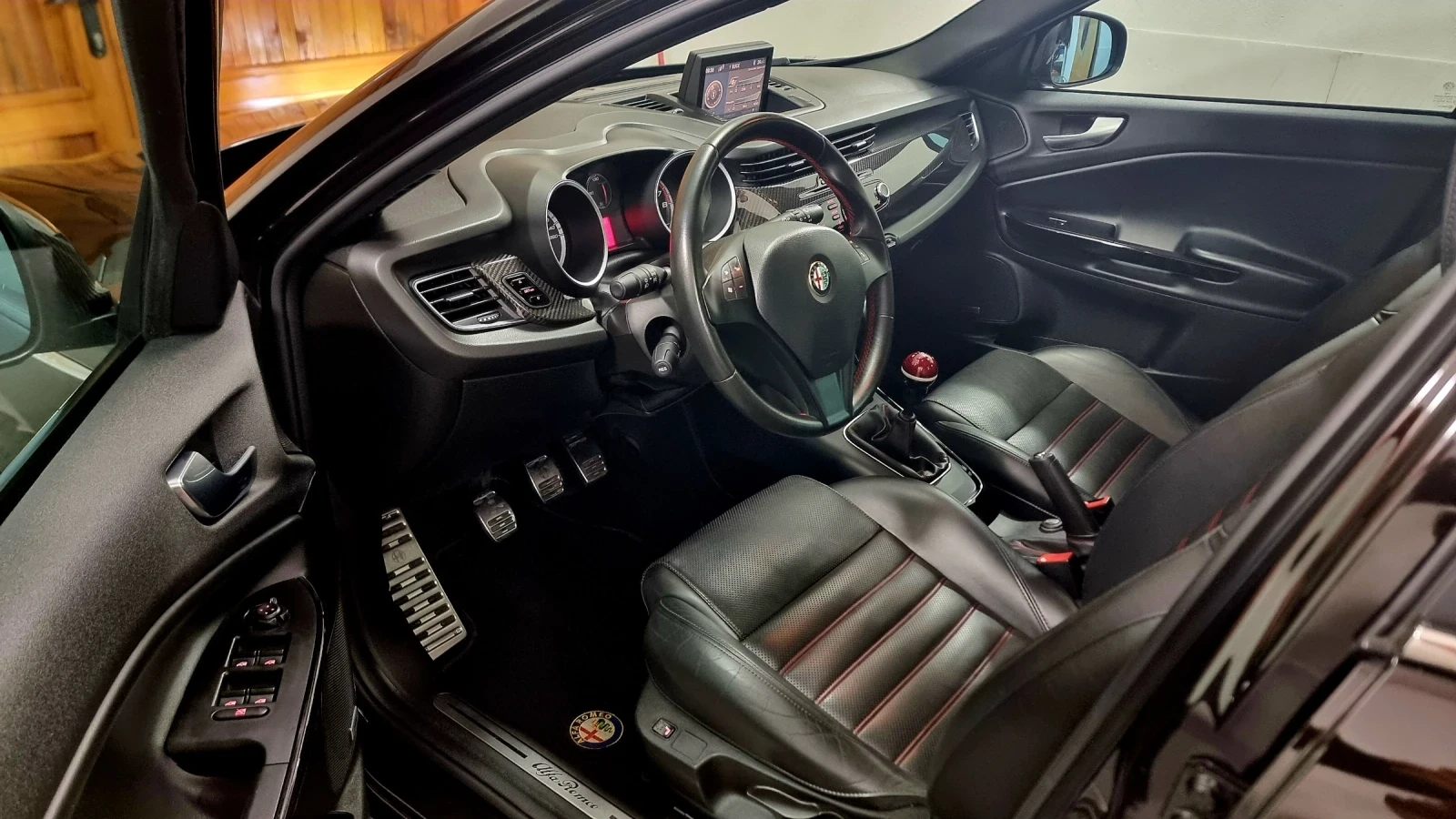 Alfa Romeo Giulietta QV, снимка 7 - Автомобили и джипове - 54869107