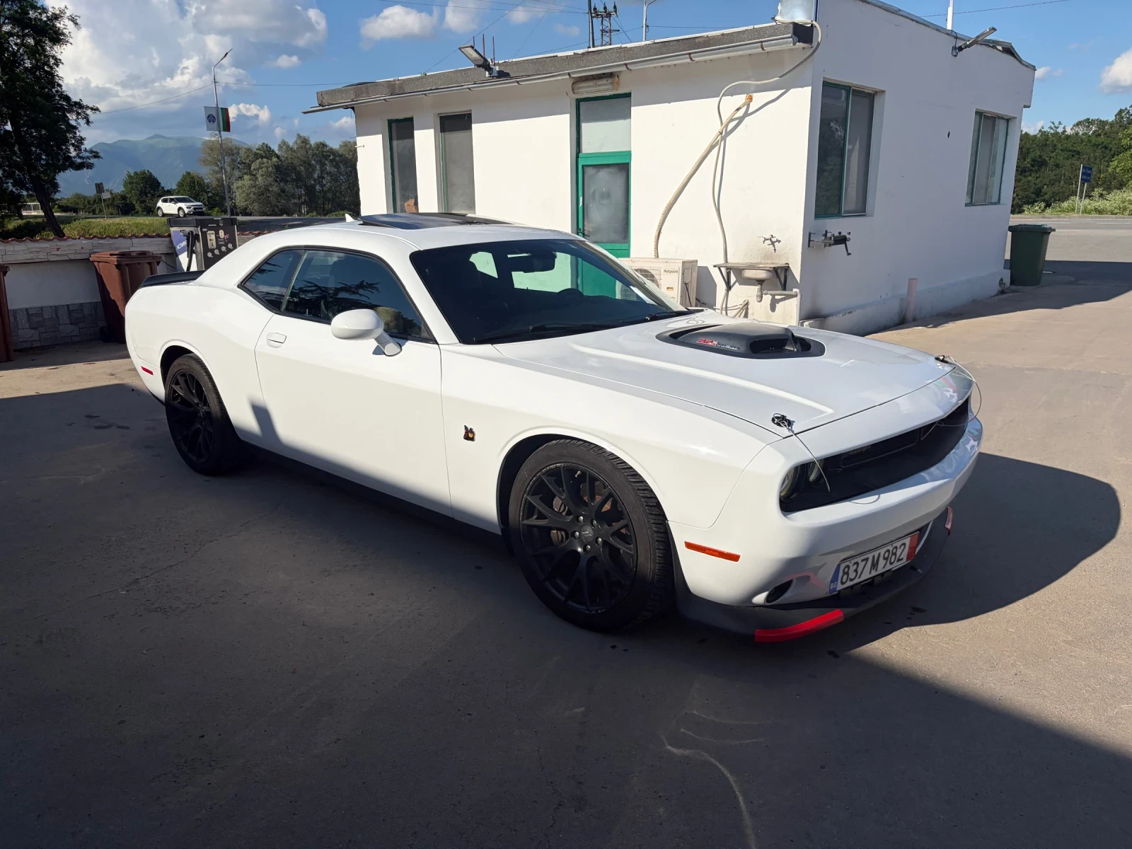 Dodge Challenger 6.4 Scat Pack, снимка 5 - Автомобили и джипове - 54966763