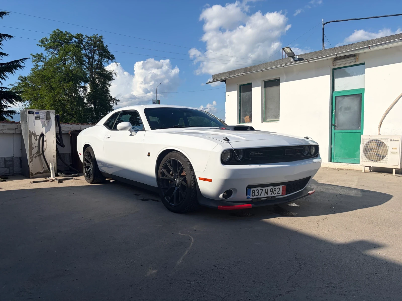 Dodge Challenger 6.4 Scat Pack, снимка 2 - Автомобили и джипове - 54966763