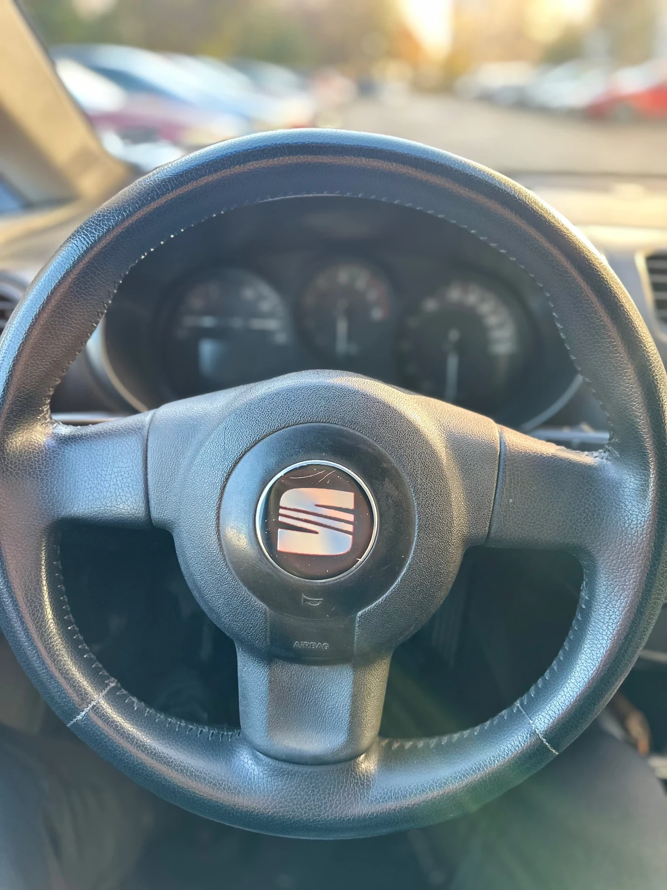 Seat Leon, снимка 9 - Автомобили и джипове - 54993509
