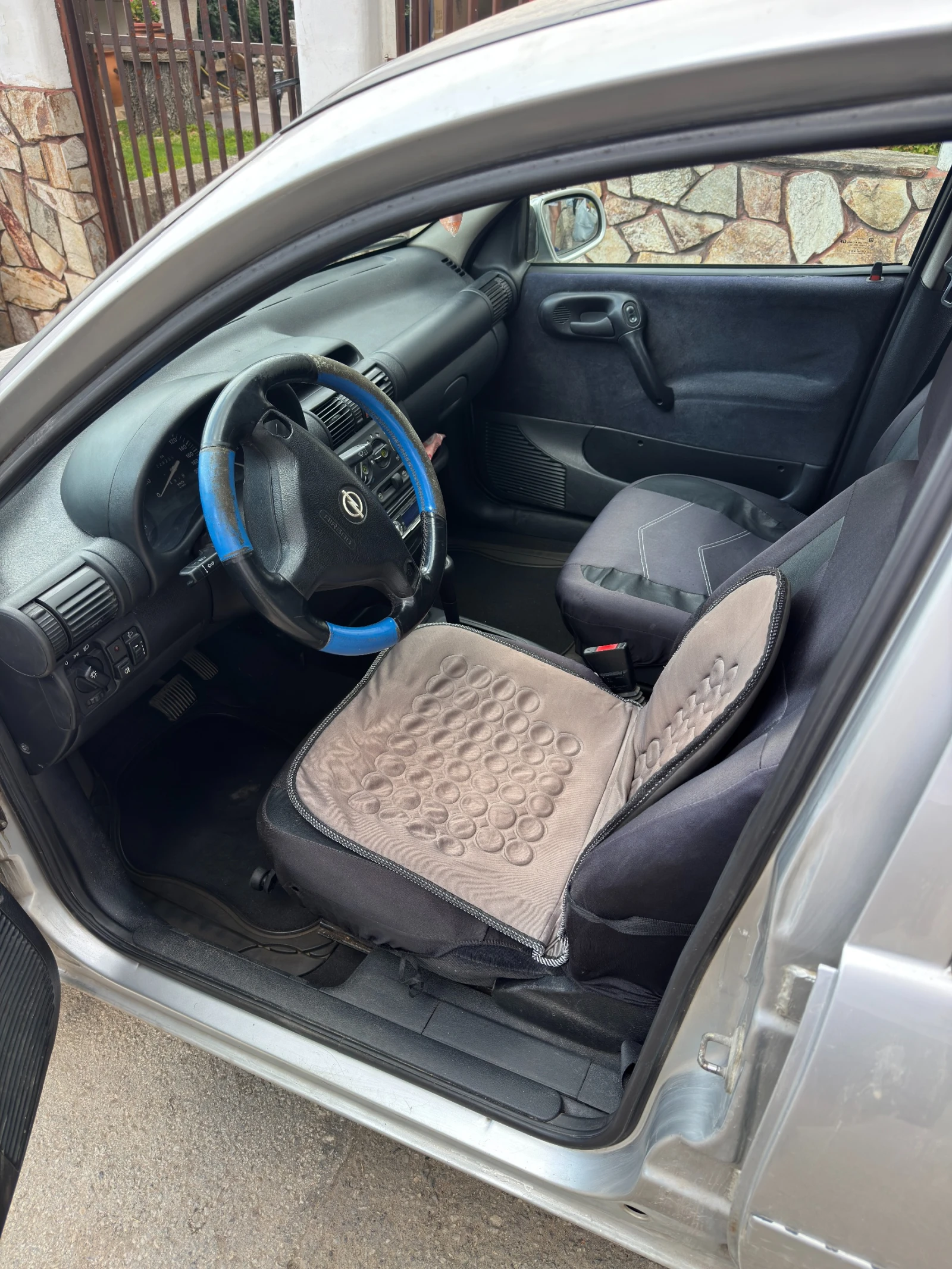 Opel Corsa, снимка 10 - Автомобили и джипове - 55606366