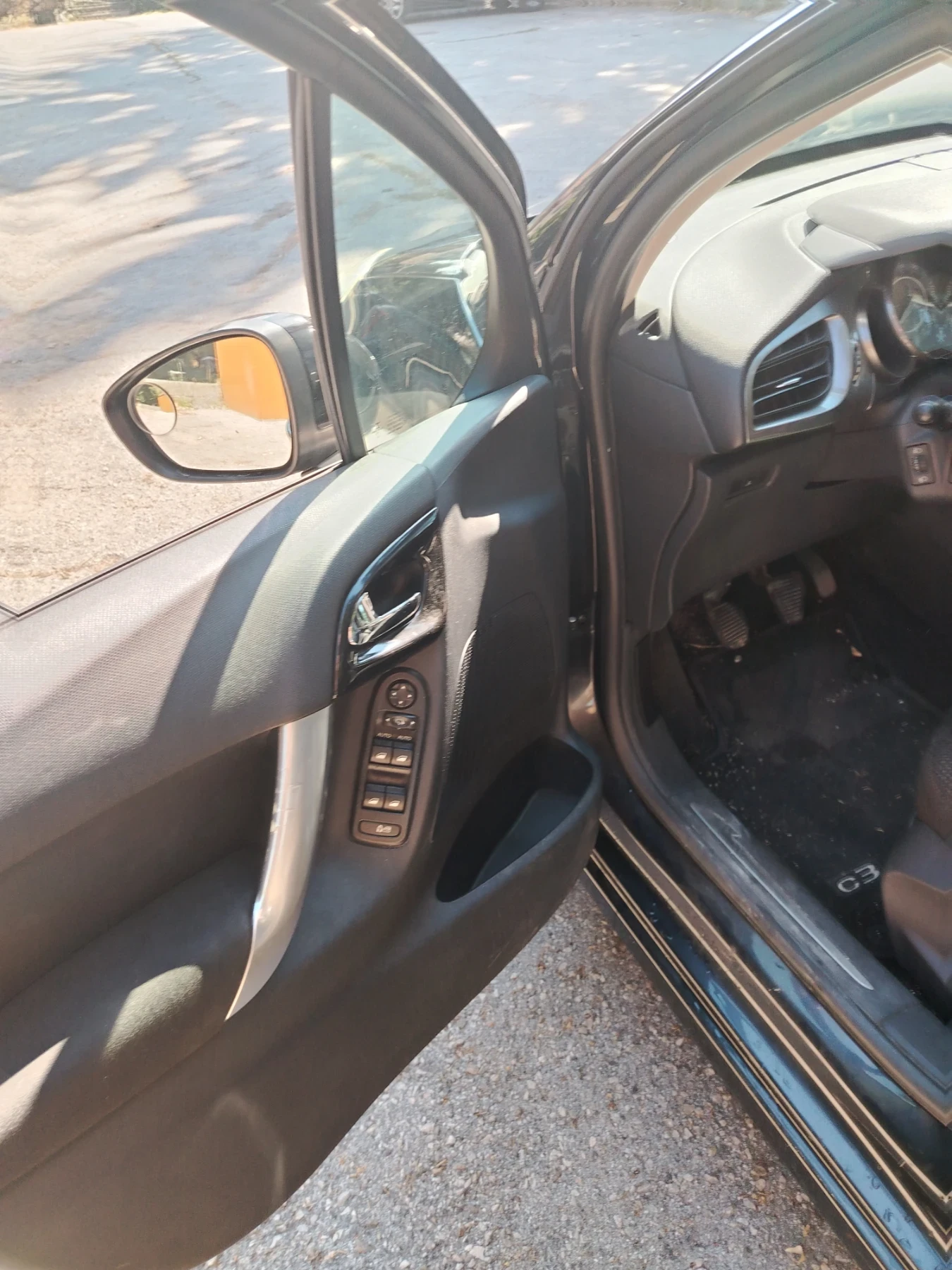 Citroen C3, снимка 9 - Автомобили и джипове - 55694999