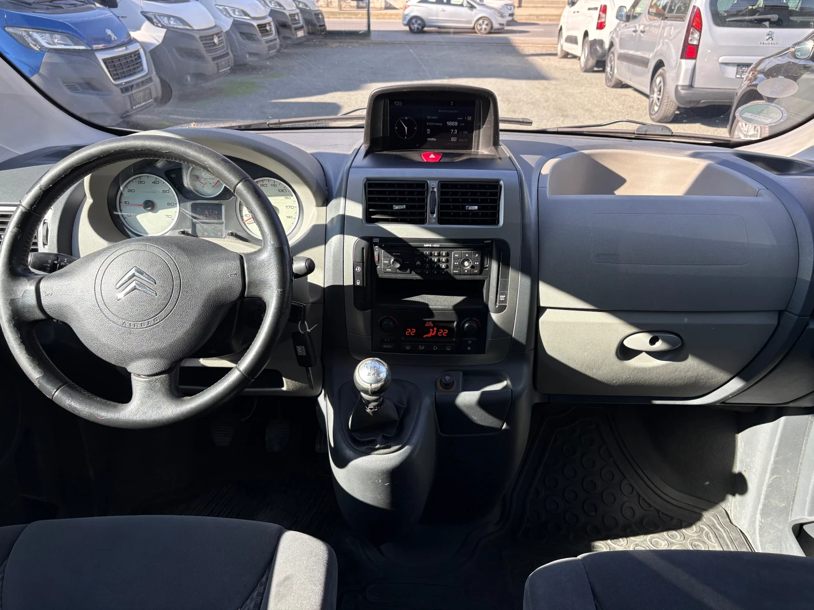 Citroen Jumpy 2.0HDI Lang 9 места, снимка 10 - Автомобили и джипове - 56514651