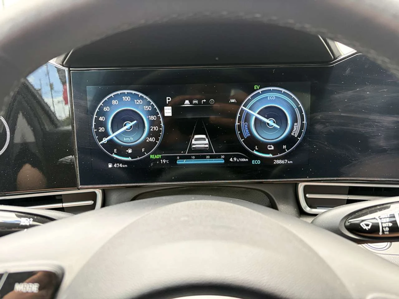 Hyundai Elantra Luxury DCT, снимка 16 - Автомобили и джипове - 56703140