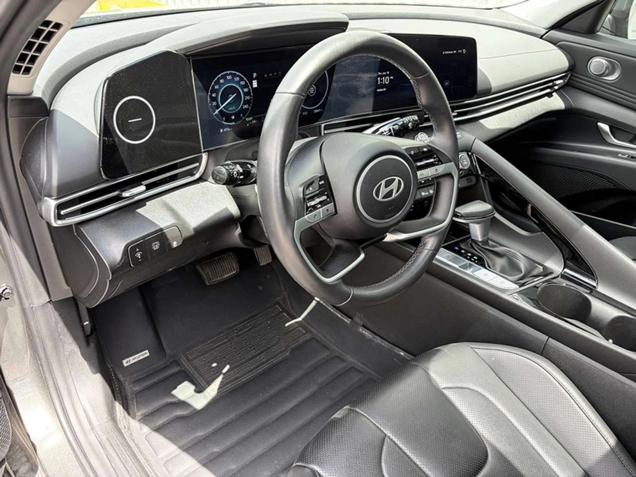 Hyundai Elantra Luxury DCT, снимка 7 - Автомобили и джипове - 56703140