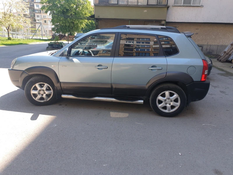 Hyundai Tucson, снимка 3 - Автомобили и джипове - 49533326