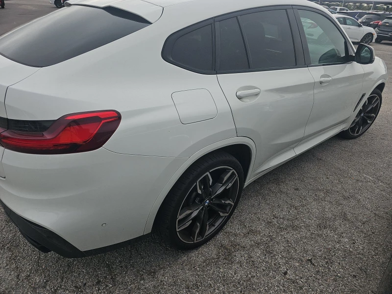 BMW X4 xDrive* M40i* Distronic* Harman* Shadow* Пано* Под, снимка 6 - Автомобили и джипове - 48615132