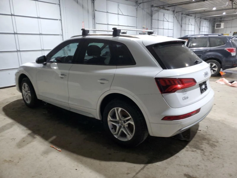 Audi Q5 PREMIUM* Подгрев* З.Камера* , снимка 2 - Автомобили и джипове - 48868121