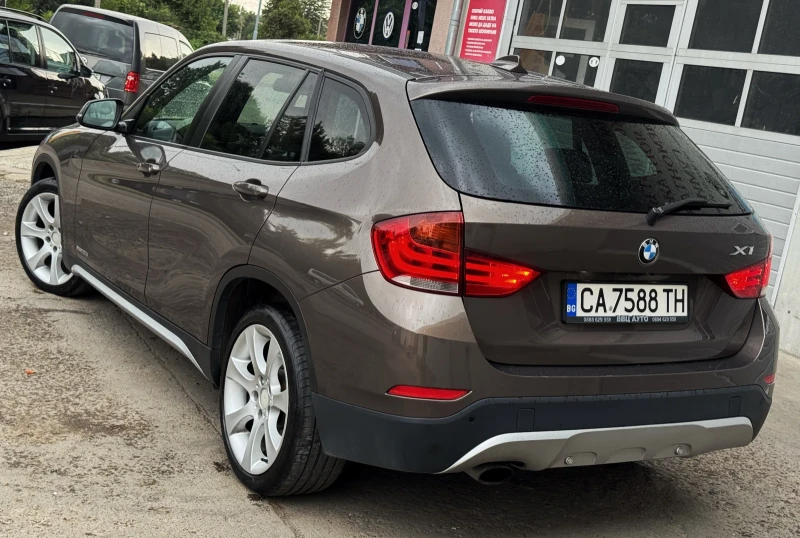 BMW X1 2.0d 8ZF KEYLESS, снимка 6 - Автомобили и джипове - 51890716
