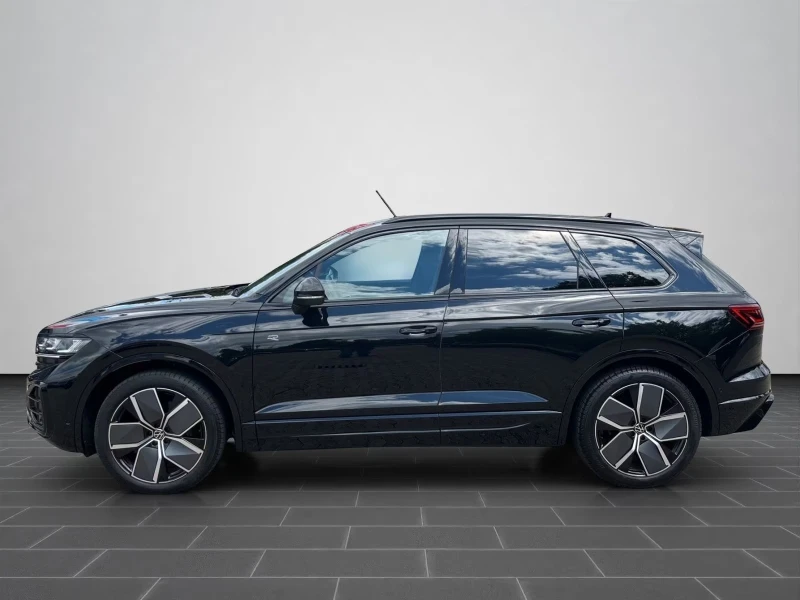 VW Touareg R-Line, снимка 3 - Автомобили и джипове - 52999703