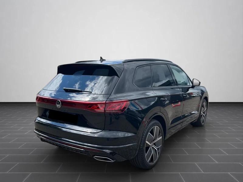 VW Touareg R-Line, снимка 2 - Автомобили и джипове - 52999703
