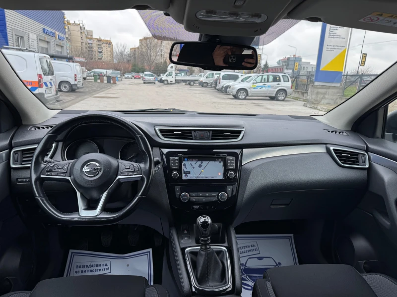 Nissan Qashqai 1.5D Панорама Подгрев, снимка 11 - Автомобили и джипове - 53430569