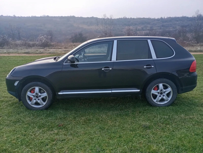 Porsche Cayenne 4.5, снимка 3 - Автомобили и джипове - 53442651