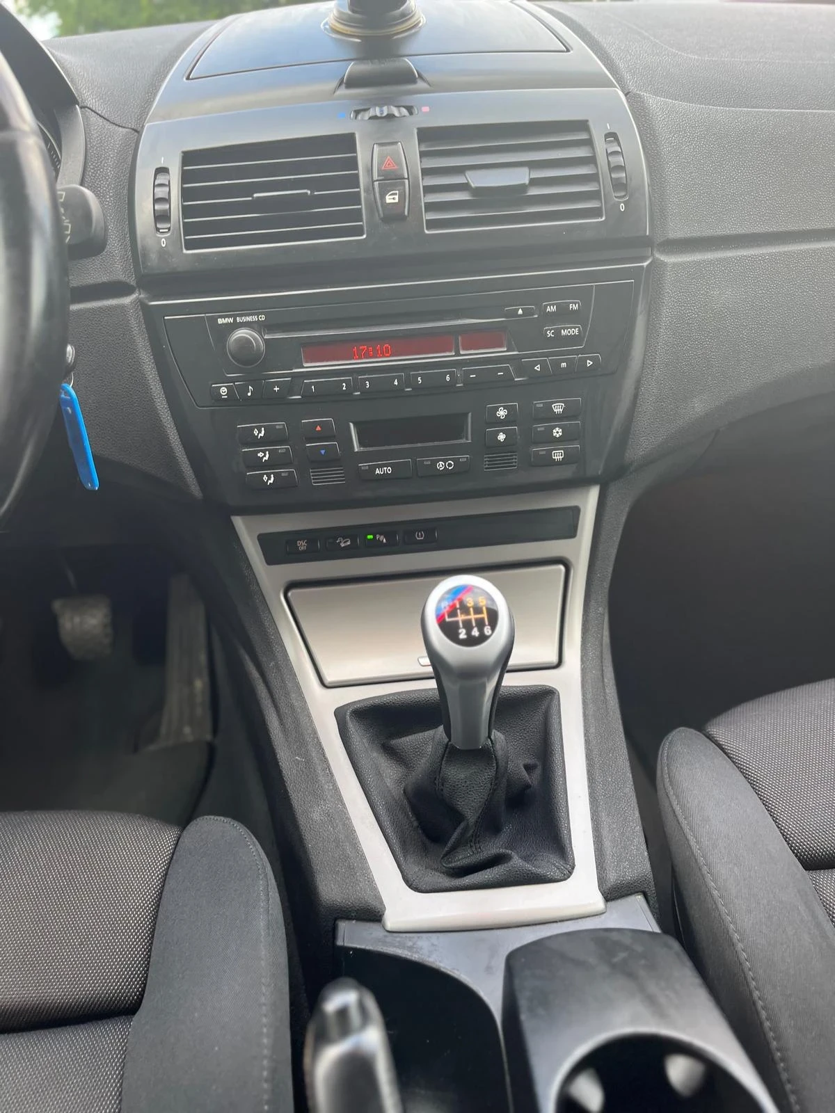 BMW X3 2.0d - изображение 8