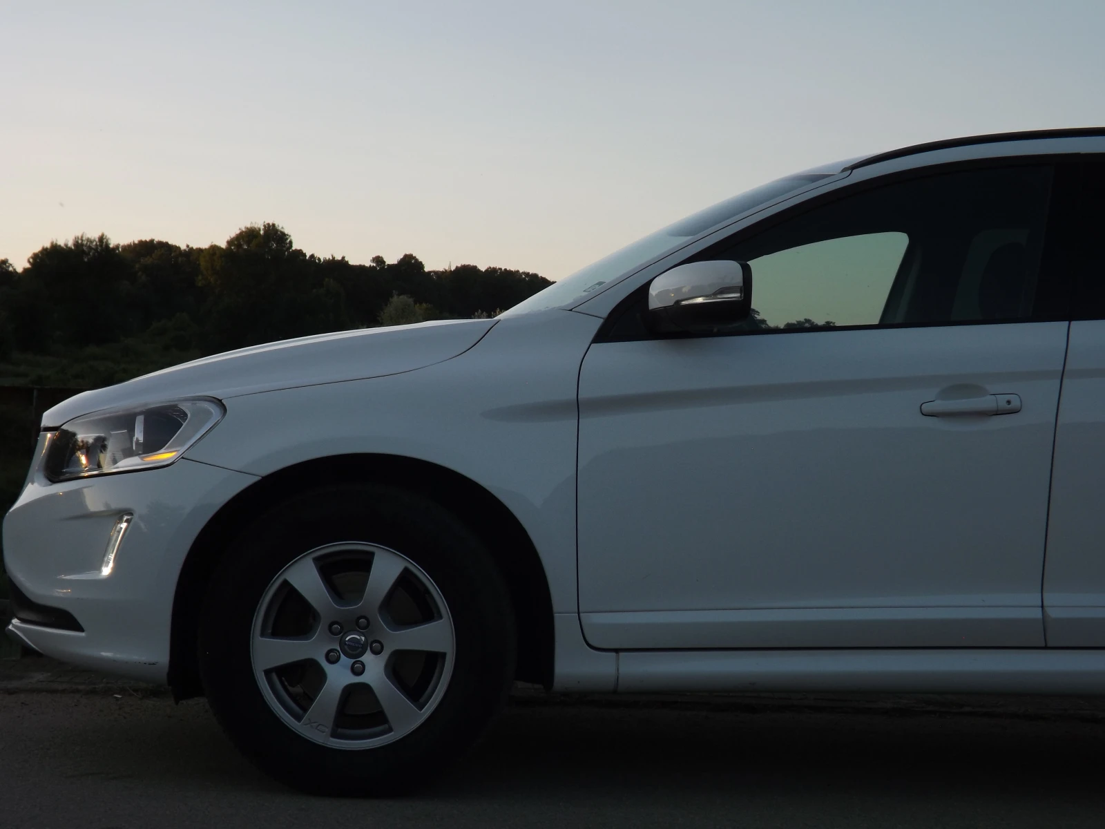 Volvo XC60 D5244T17 - изображение 2