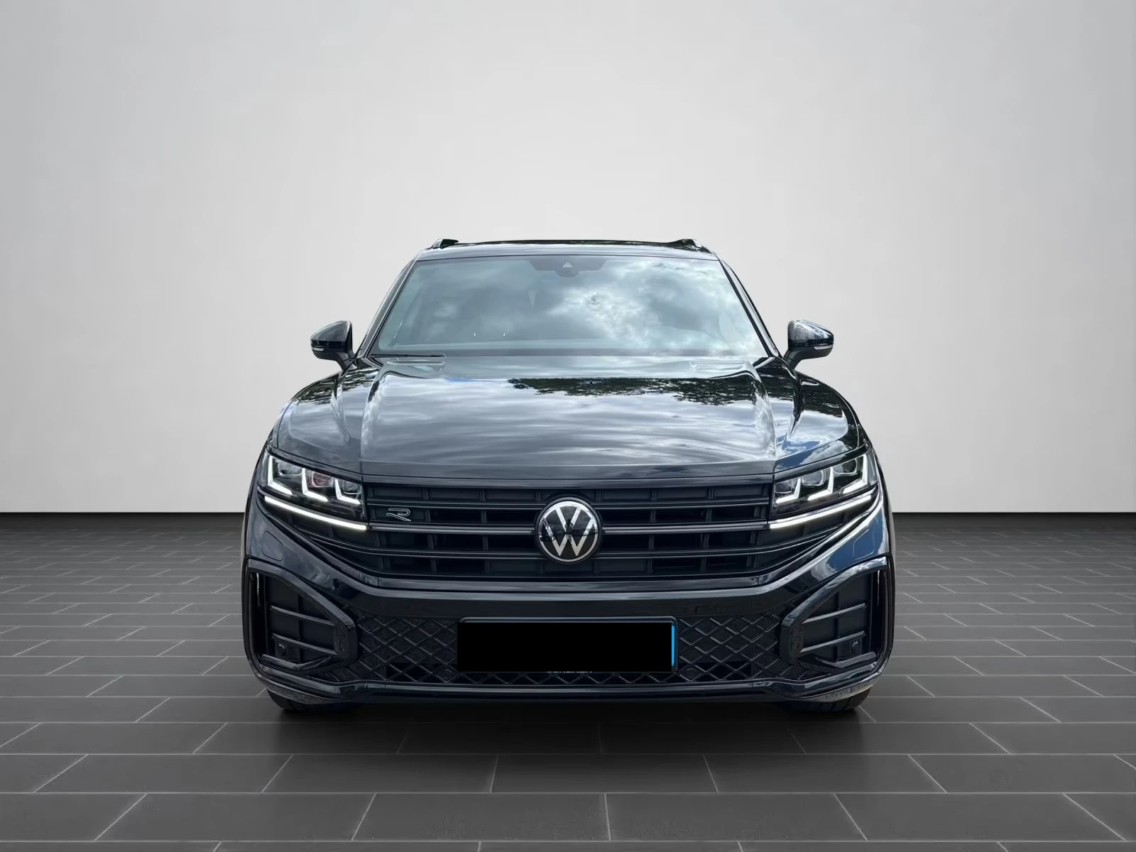 VW Touareg R-Line - изображение 4