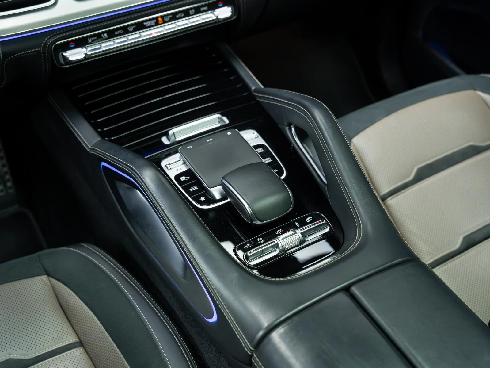 Mercedes-Benz GLE 53 4MATIC BURMESTER* MEMORY* 360CAM* ������* AIRMATIC* PANO* | Mobile.bg � ����������� 16