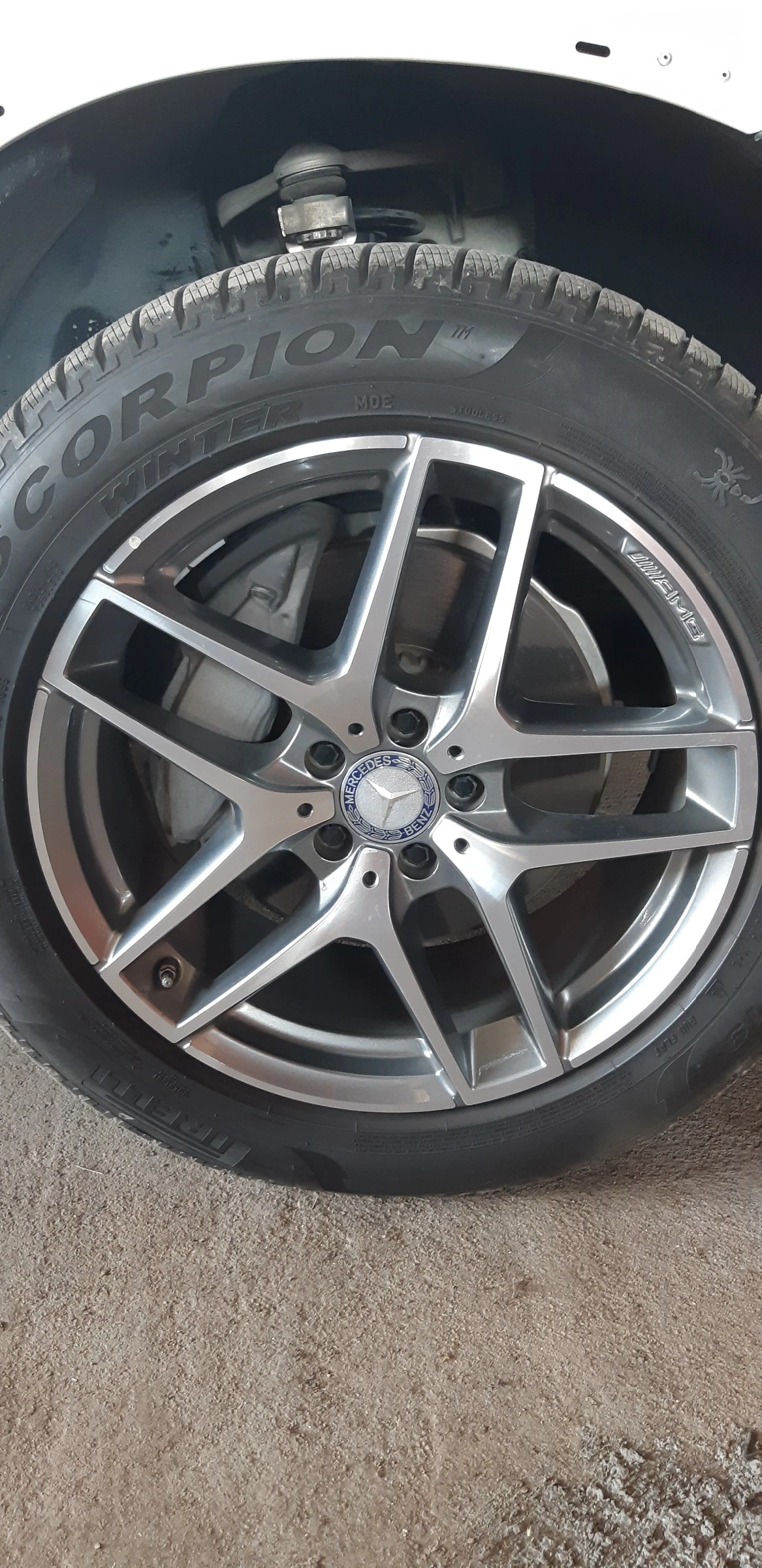 Mercedes-Benz GLC 300 * AMG pack * Keyless * Burmester * 9G-tronic * , снимка 14 - Автомобили и джипове - 54326121