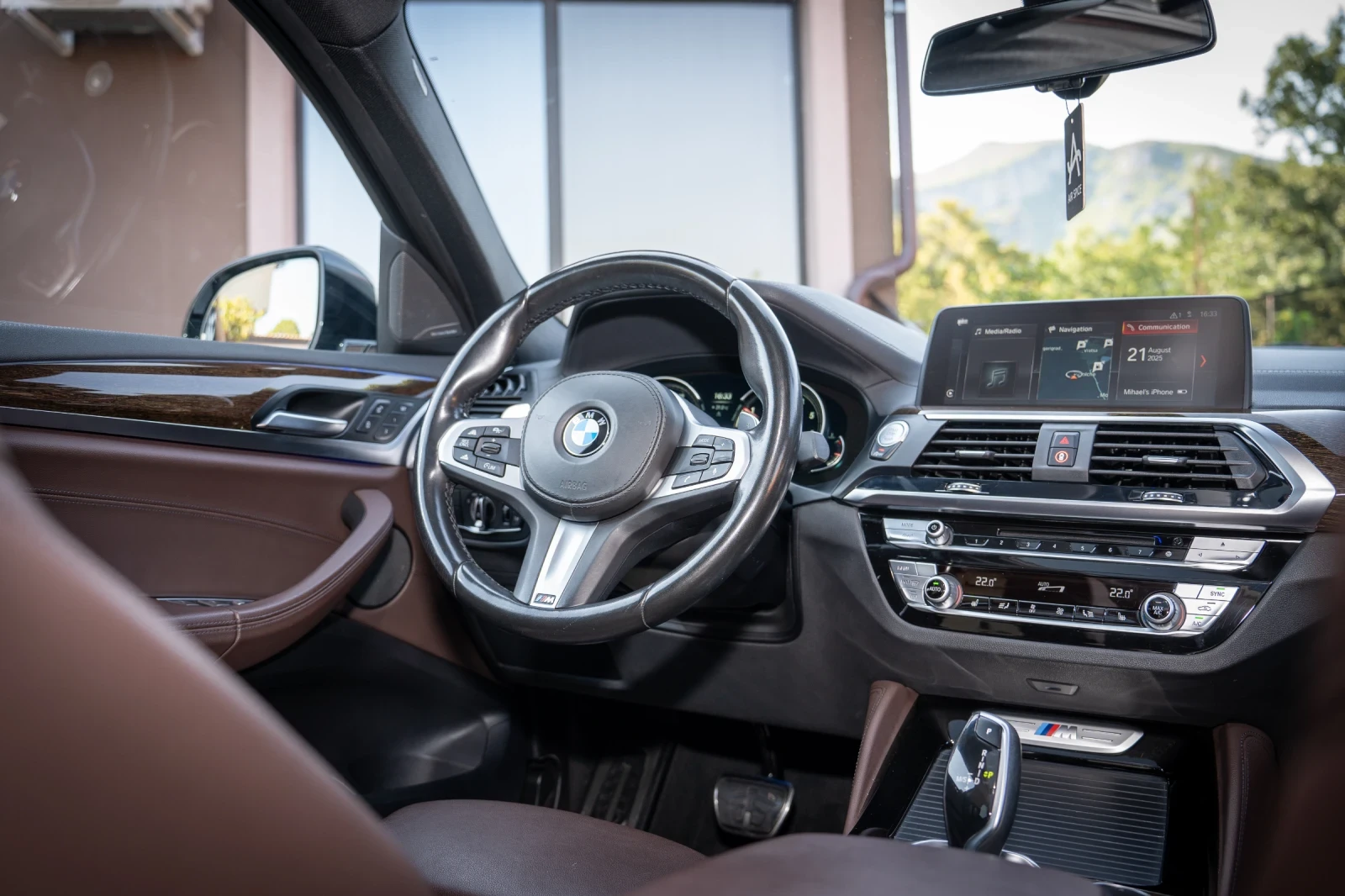 BMW X4 M40i xDrive Панорама Harman Kardon, снимка 7 - Автомобили и джипове - 54767774