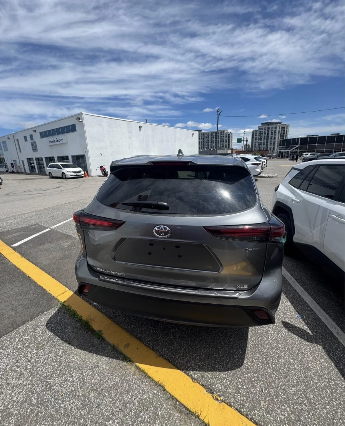 Toyota Highlander HYBRID * 8 MЕСТЕН * AWD * НОВ ОТ ПРЕДСТАВИТЕЛСТВО , снимка 6 - Автомобили и джипове - 54911896