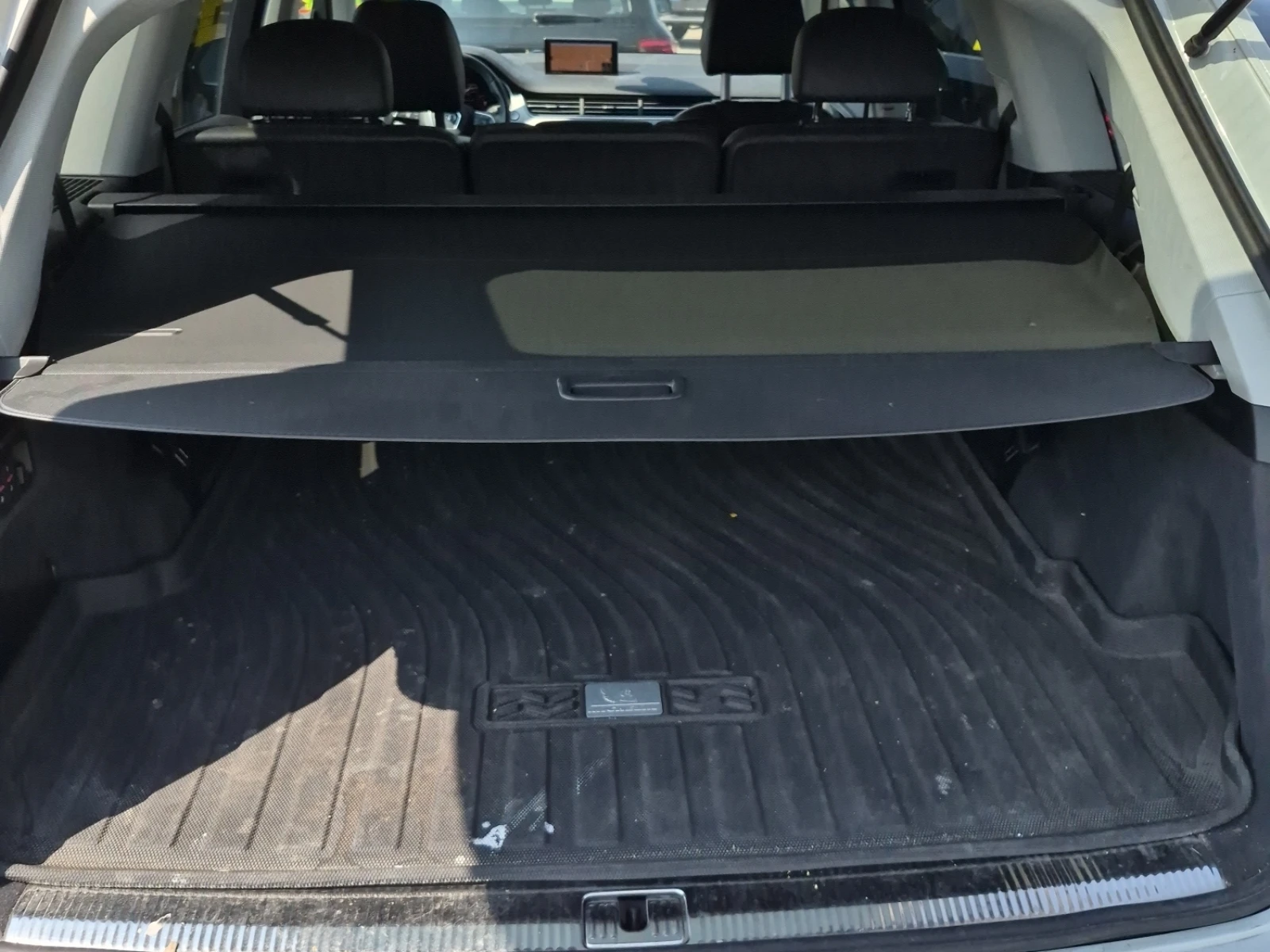 Audi Q7 Progressive, снимка 12 - Автомобили и джипове - 55125473