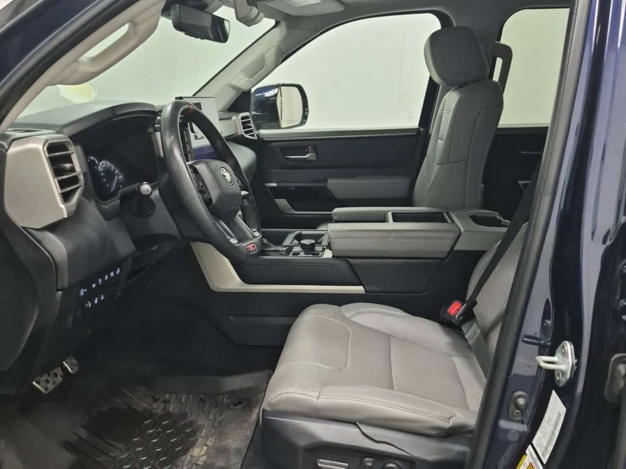 Toyota Tundra * LIMITED CREW CAB SHORT BED * CARFAX * , снимка 8 - Автомобили и джипове - 55594816