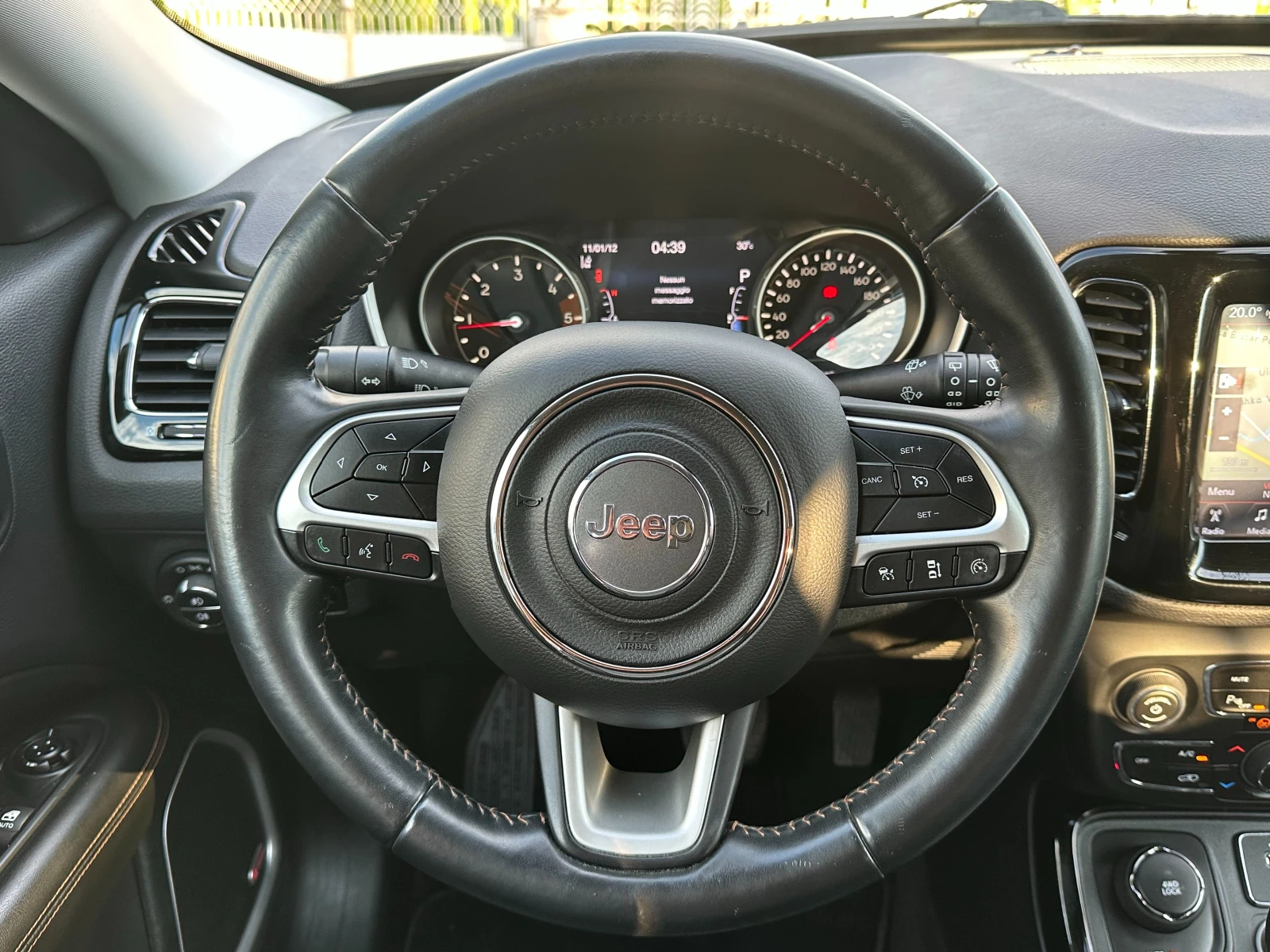 Jeep Compass 2.0D-4X4-170k.s-FULL-DIST-LED-AUTOMAT-NAVI-КОЖА, снимка 10 - Автомобили и джипове - 55955721