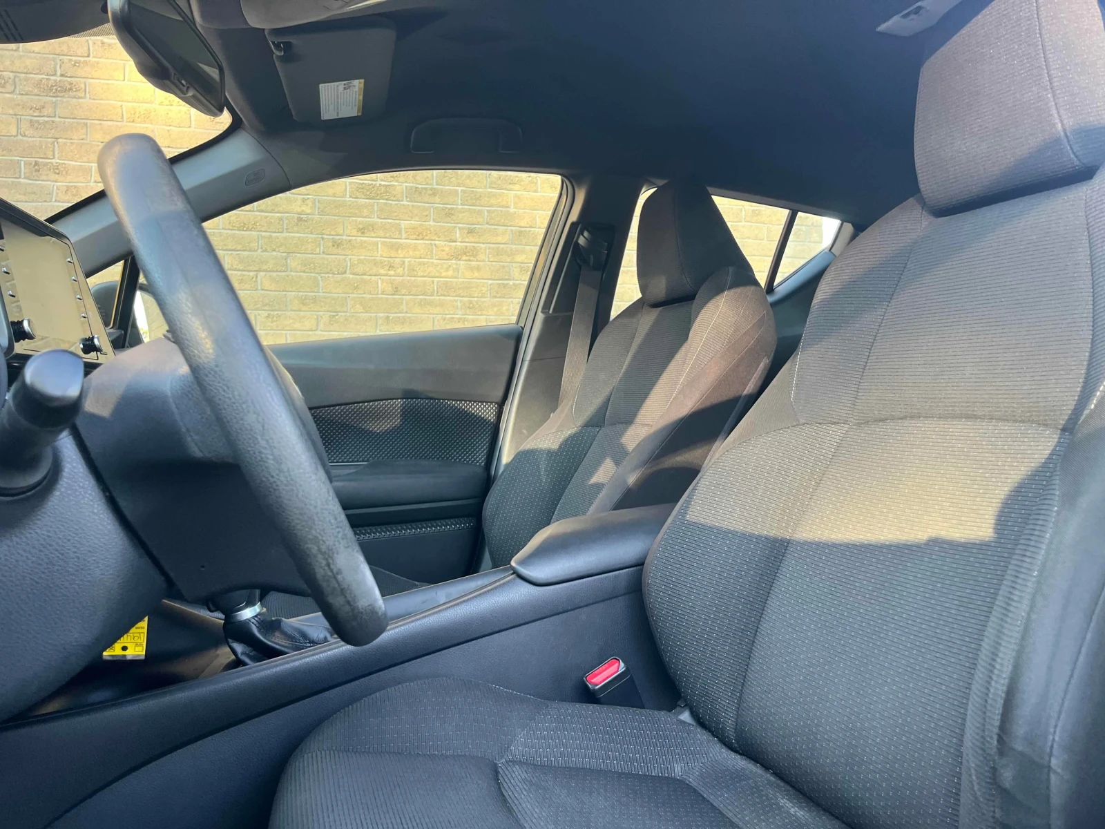 Toyota C-HR * FWD * Ltd Avail* * CARFAX * ����� �� ����������� | Mobile.bg � ����������� 10