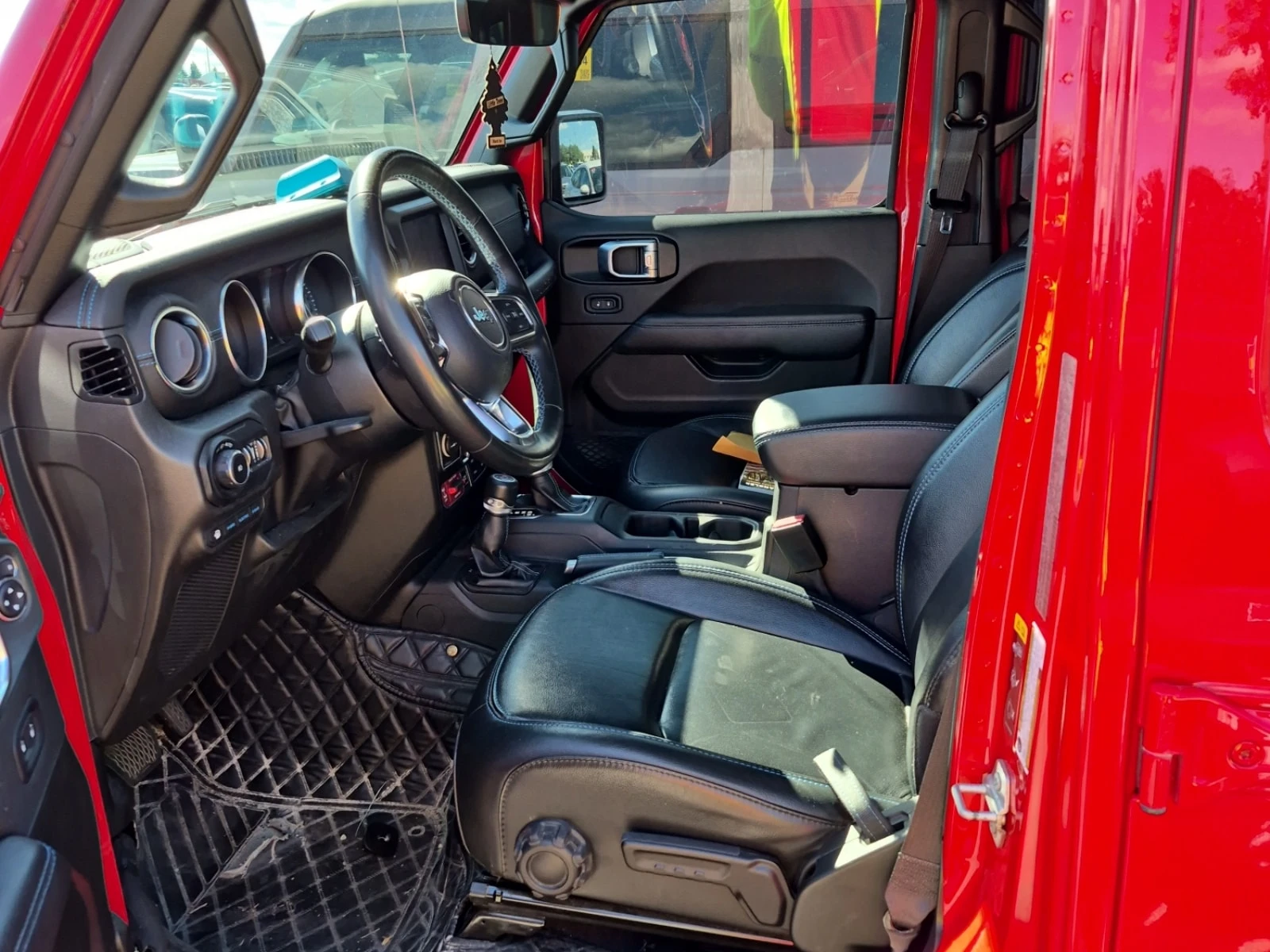 Jeep Wrangler * UNLIMITED RUBICON* АВТОКРЕДИТ БЕЗ ПЪРВОНАЧАЛНА *, снимка 5 - Автомобили и джипове - 56039280