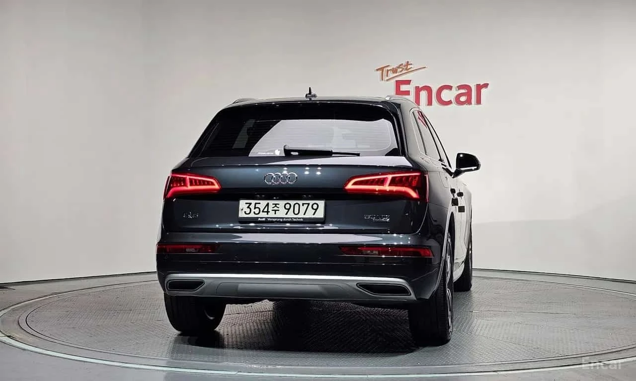Audi Q5 * 50 TDI Quattro Premium * , снимка 4 - Автомобили и джипове - 56280427