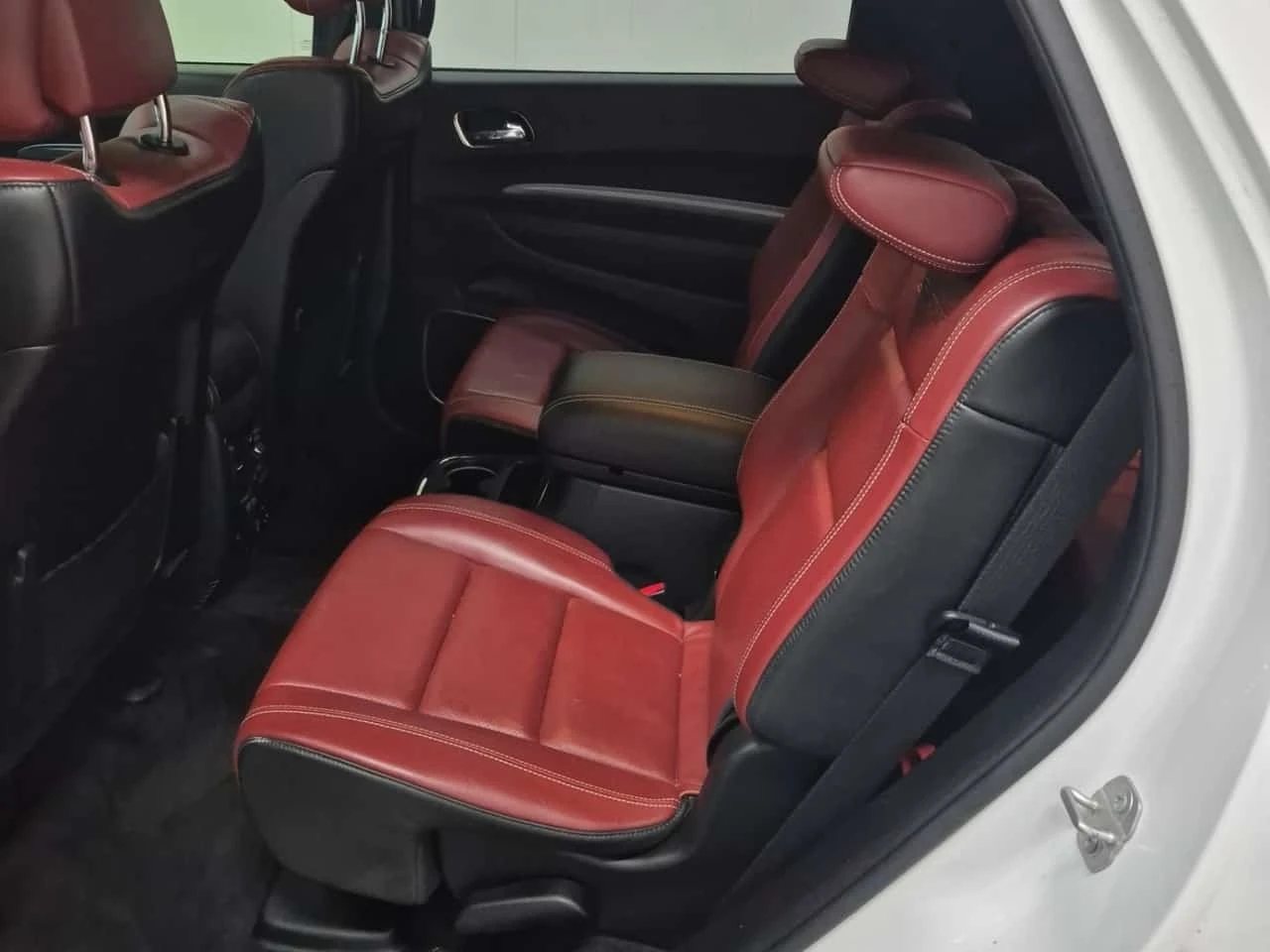 Dodge Durango Awd Srt  CARFAX, снимка 12 - Автомобили и джипове - 56373243