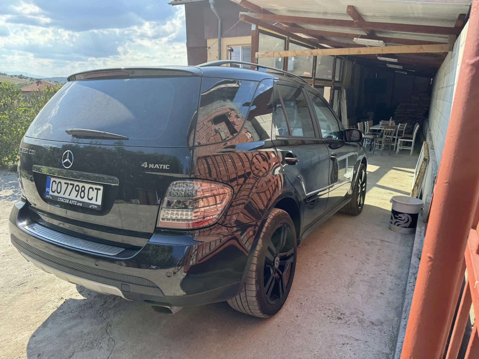 Mercedes-Benz ML 320, снимка 8 - Автомобили и джипове - 56543971
