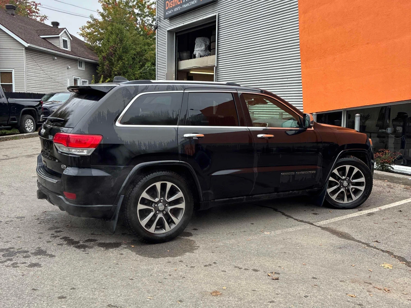 Jeep Grand cherokee Overland* 4�4* Back cam* Pano* Dist* �����* 2����� | Mobile.bg � ����������� 4