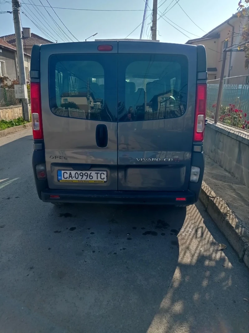 Opel Vivaro 2.0, снимка 6 - Бусове и автобуси - 48005257