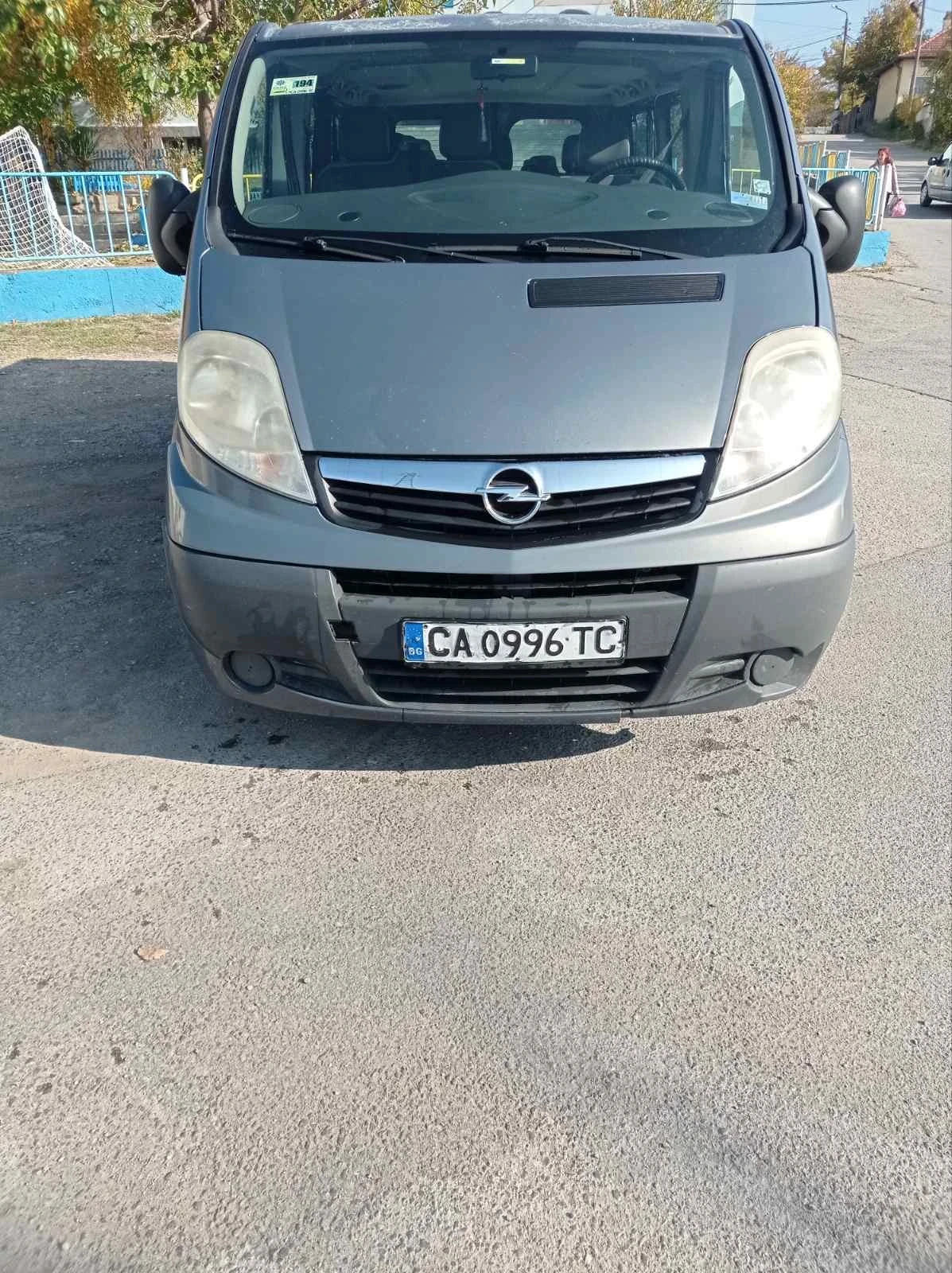 Opel Vivaro 2.0 - изображение 3