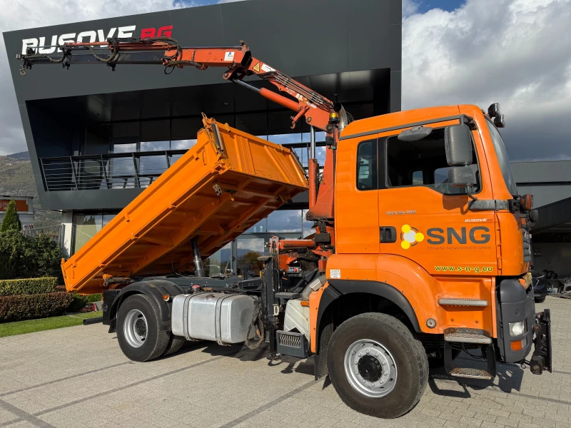 Man Tga 18.350 23000кг 4х4 Самосвал с кран Климатик 4.20м , снимка 2 - Камиони - 52078117