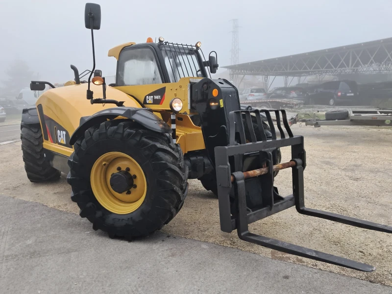 Телескопичен товарач Caterpillar TH407C, снимка 5 - Селскостопанска техника - 52815927